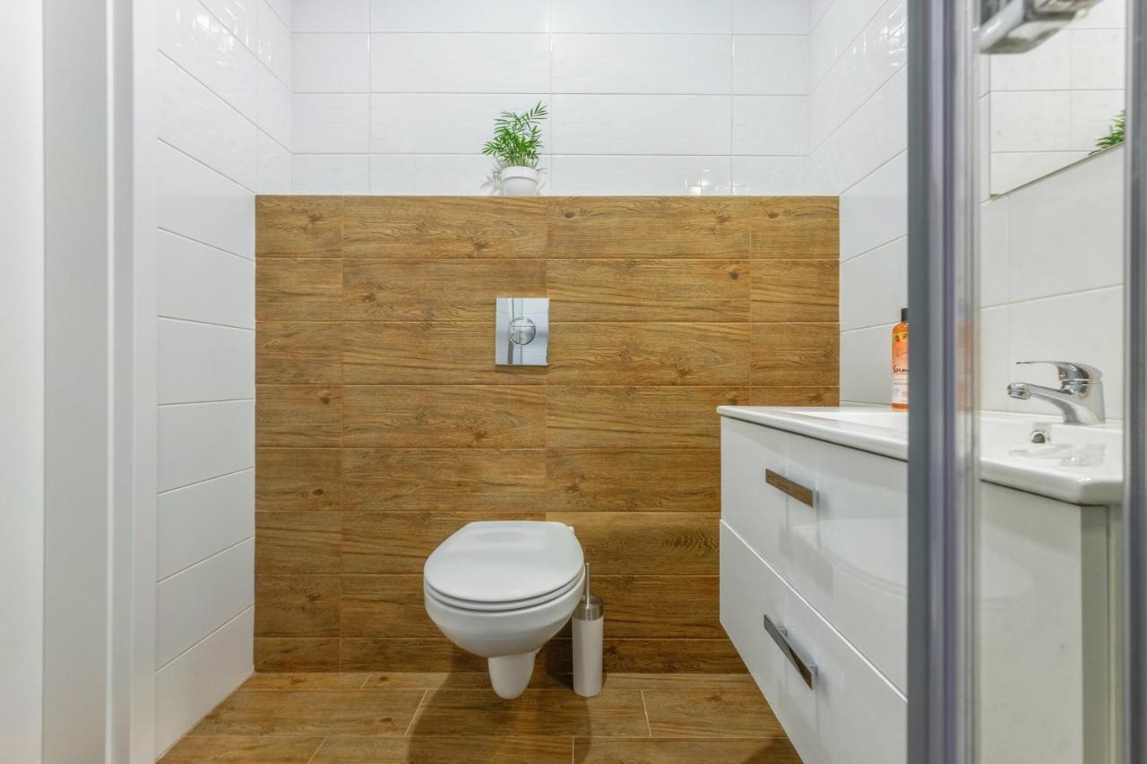 Boho Apartment Janow Z Miejscem Parkingowym Łódź Eksteriør bilde